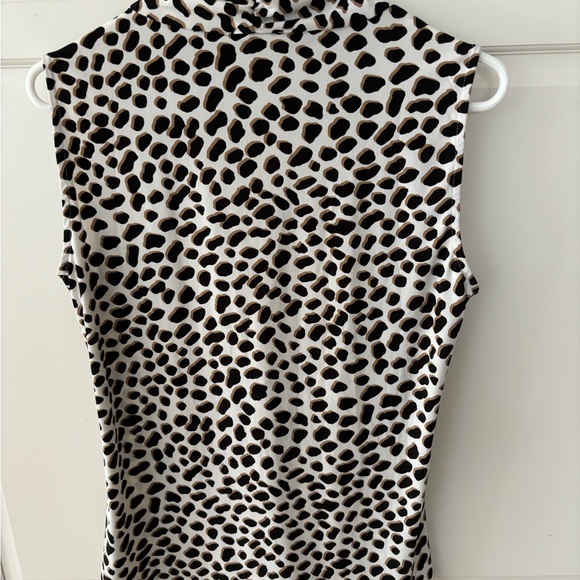 Women’s Carmen sleeveless‎ top - Picture 4 of 4